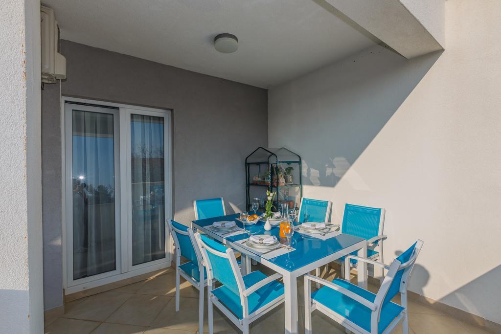 Villa Apartments Katja Trogir Exterior foto