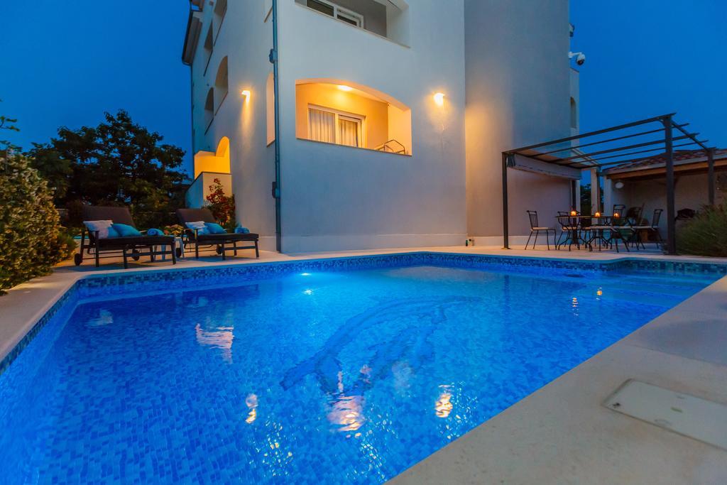 Villa Apartments Katja Trogir Exterior foto