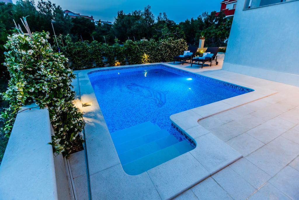 Villa Apartments Katja Trogir Exterior foto